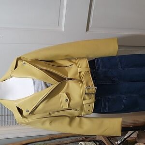 URBAN OUTFITTERS | Women's Celeste Faux Leather MotoJacket in Light Yellow Sz M